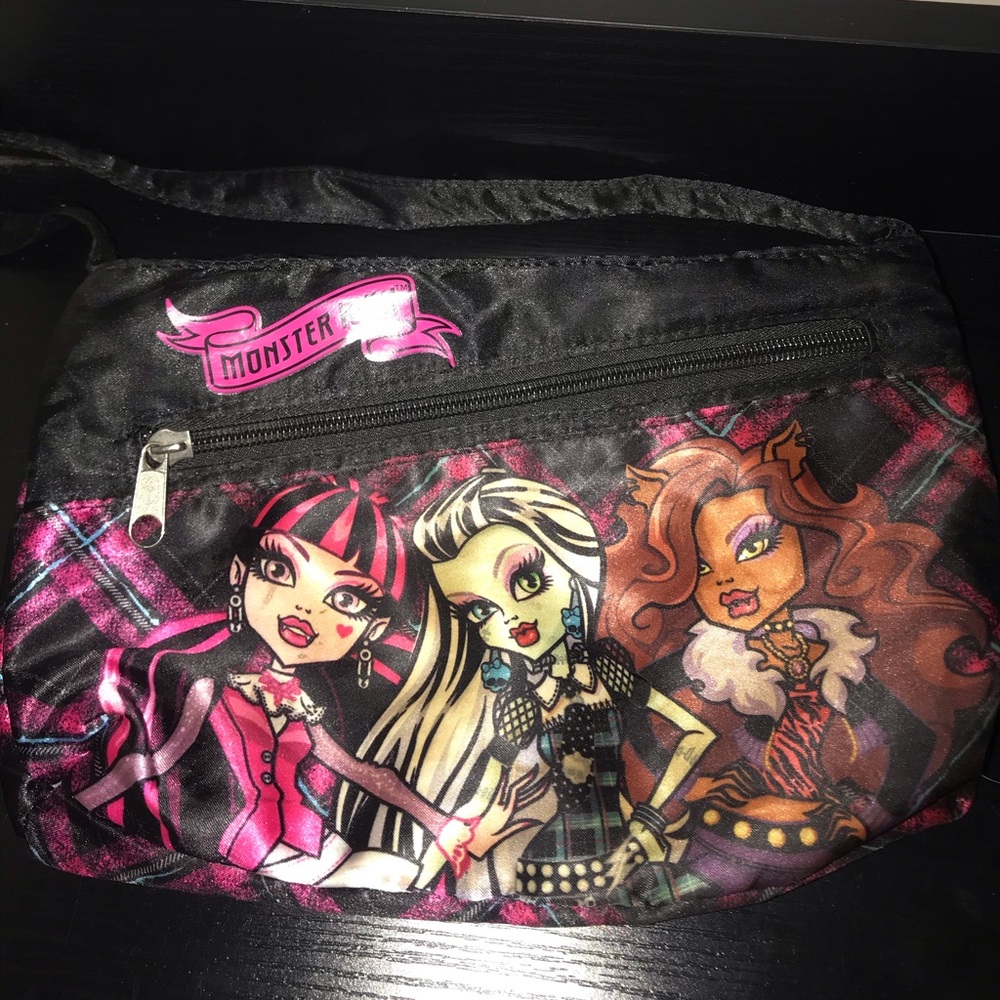Monster High two pocket bag
